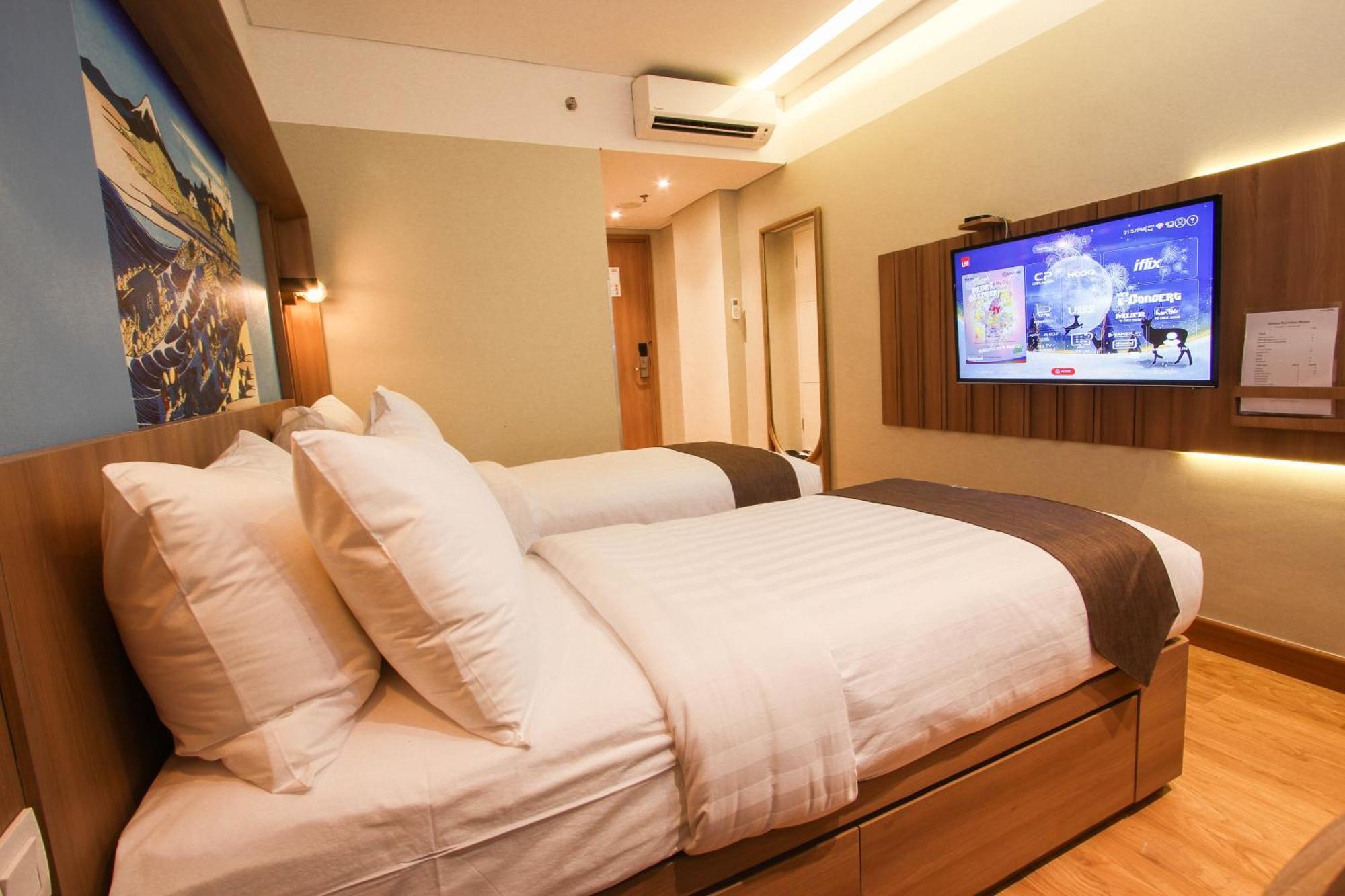 Kuretakeso Kemang Hotel Jakarta Exterior photo