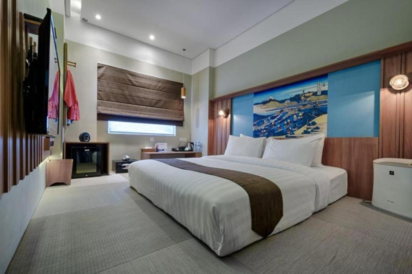 Kuretakeso Kemang Hotel Jakarta Exterior photo