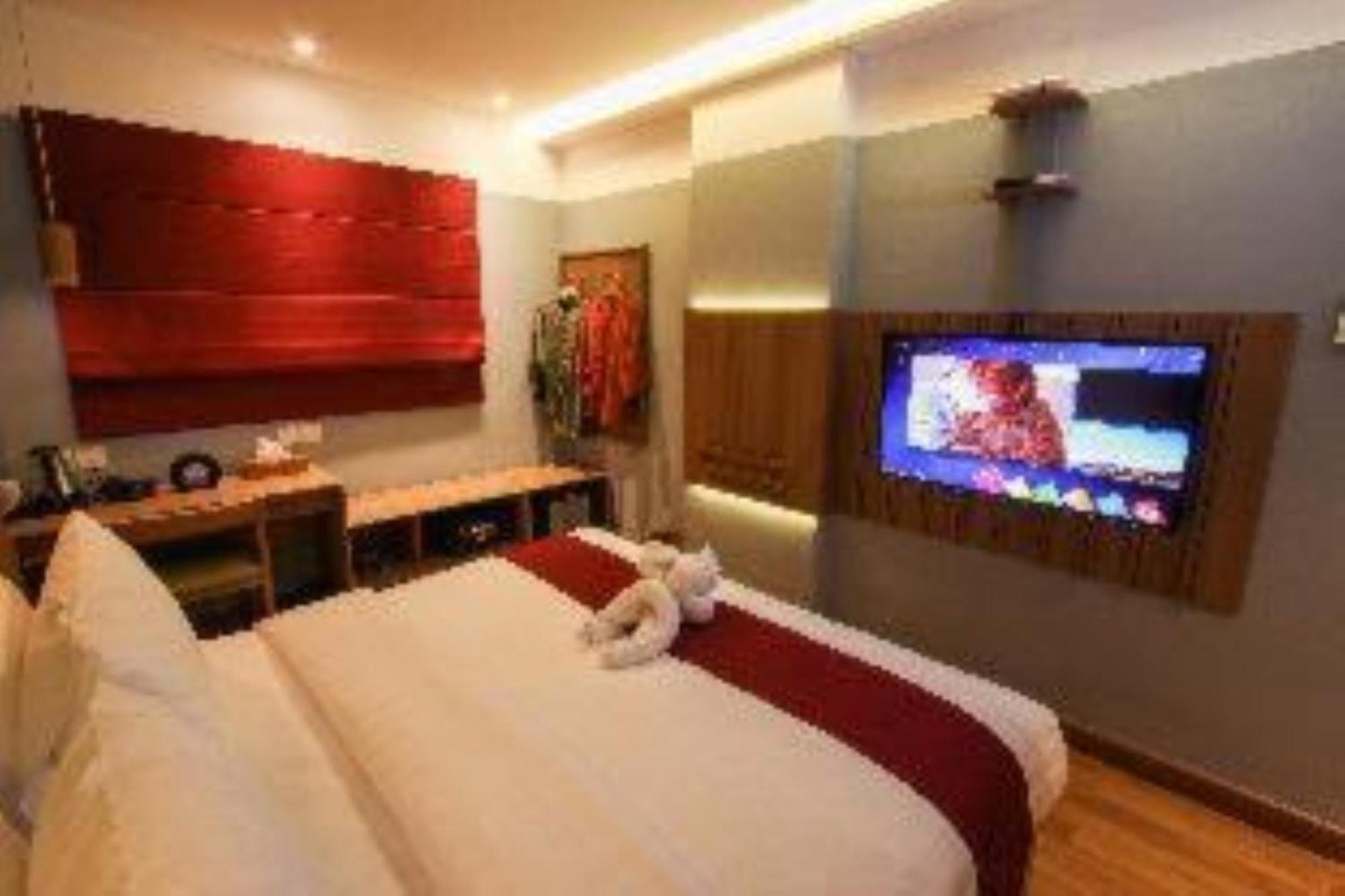 Kuretakeso Kemang Hotel Jakarta Exterior photo